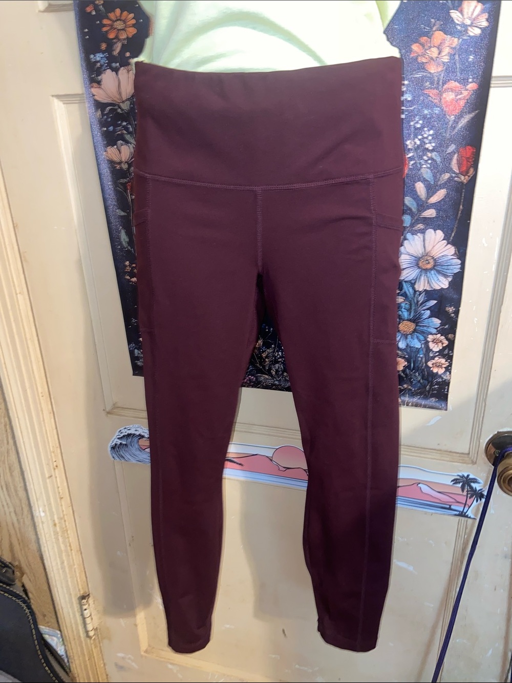 LUX BURGUNDY LEGGINGS Athletic Gym Walk YOGALICIOUS